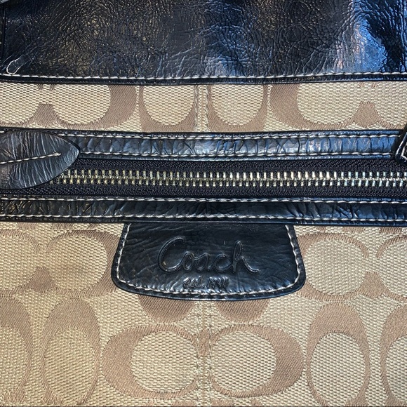 COACH Purse - Picture 2 of 7